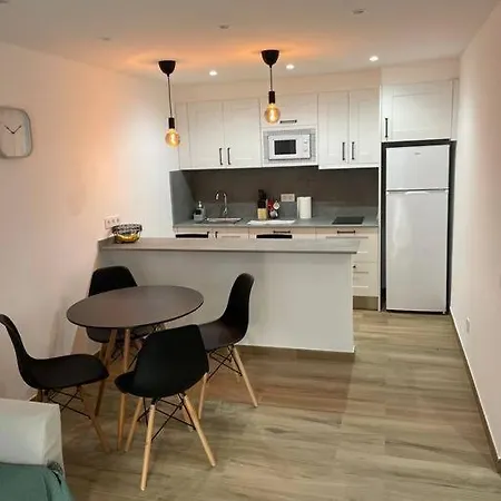 Montana Clara & Pool Apartamento *